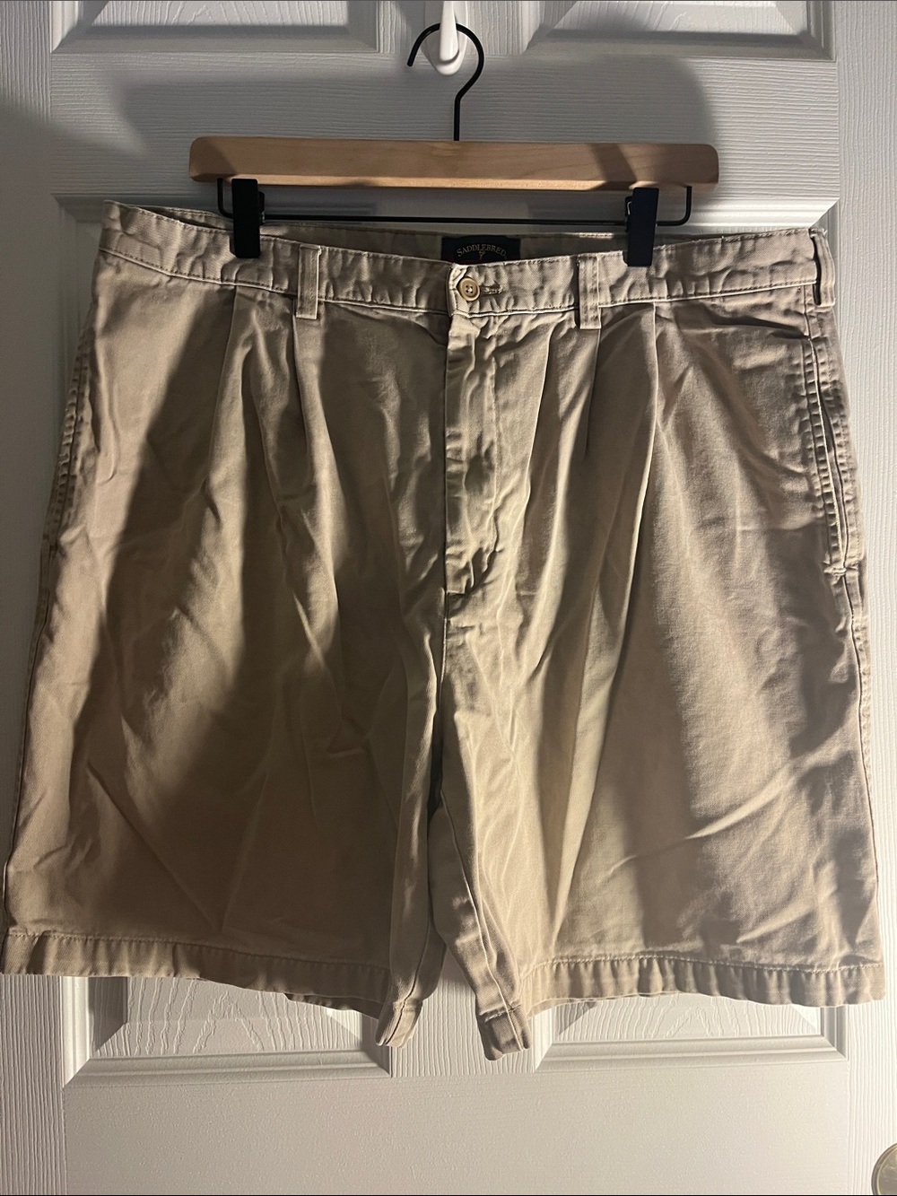 Men's 38 Saddlebred Khaki Pleated Cotton Shorts